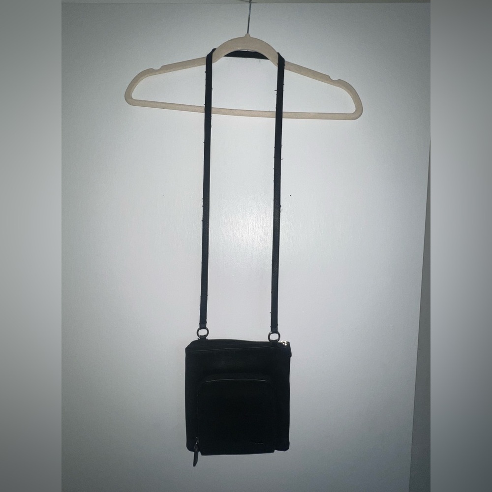 Fossil leather crossbody black bag